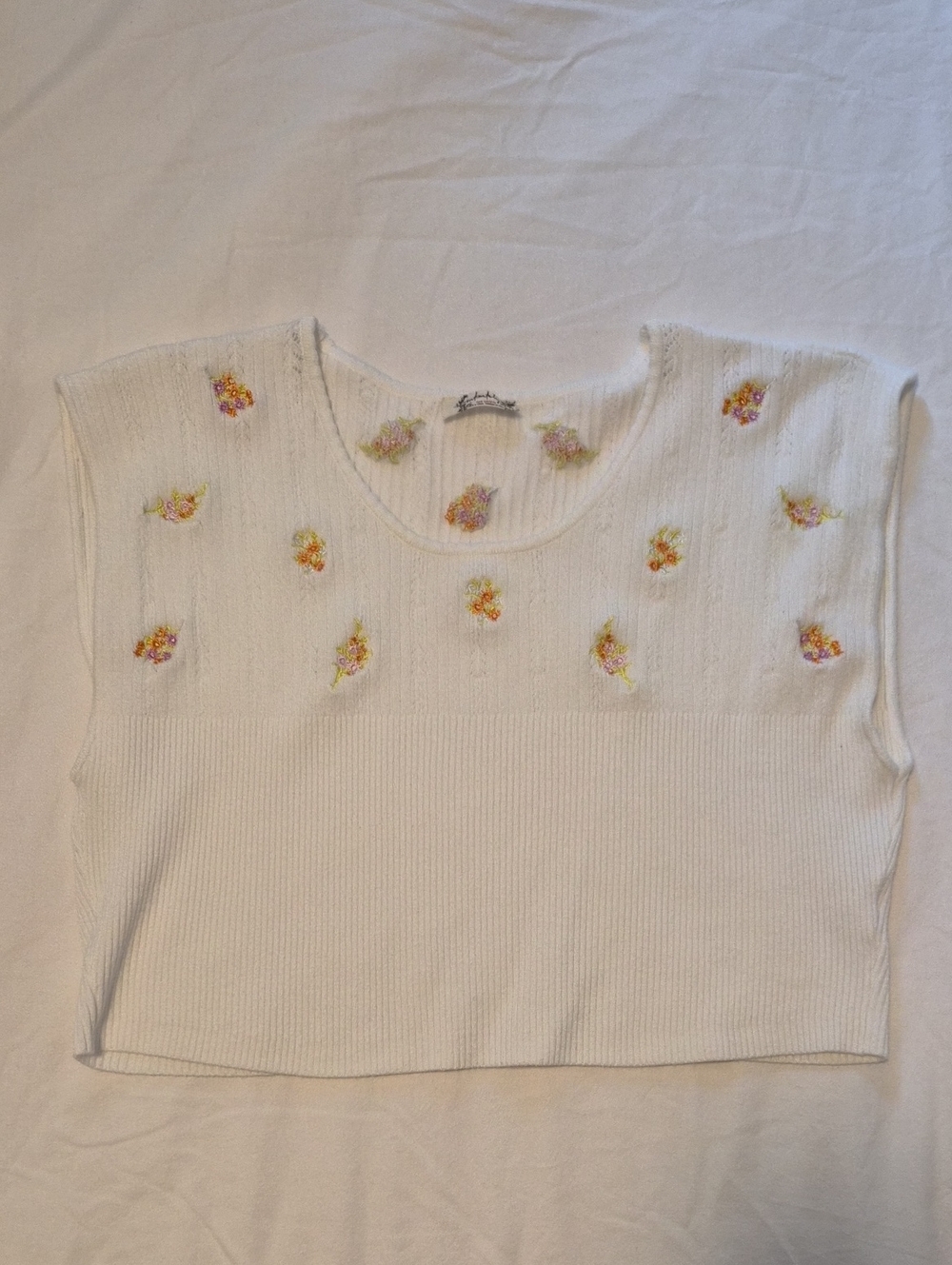 Free People White Cropped Knit Shell with Pastel Floral Embroidery